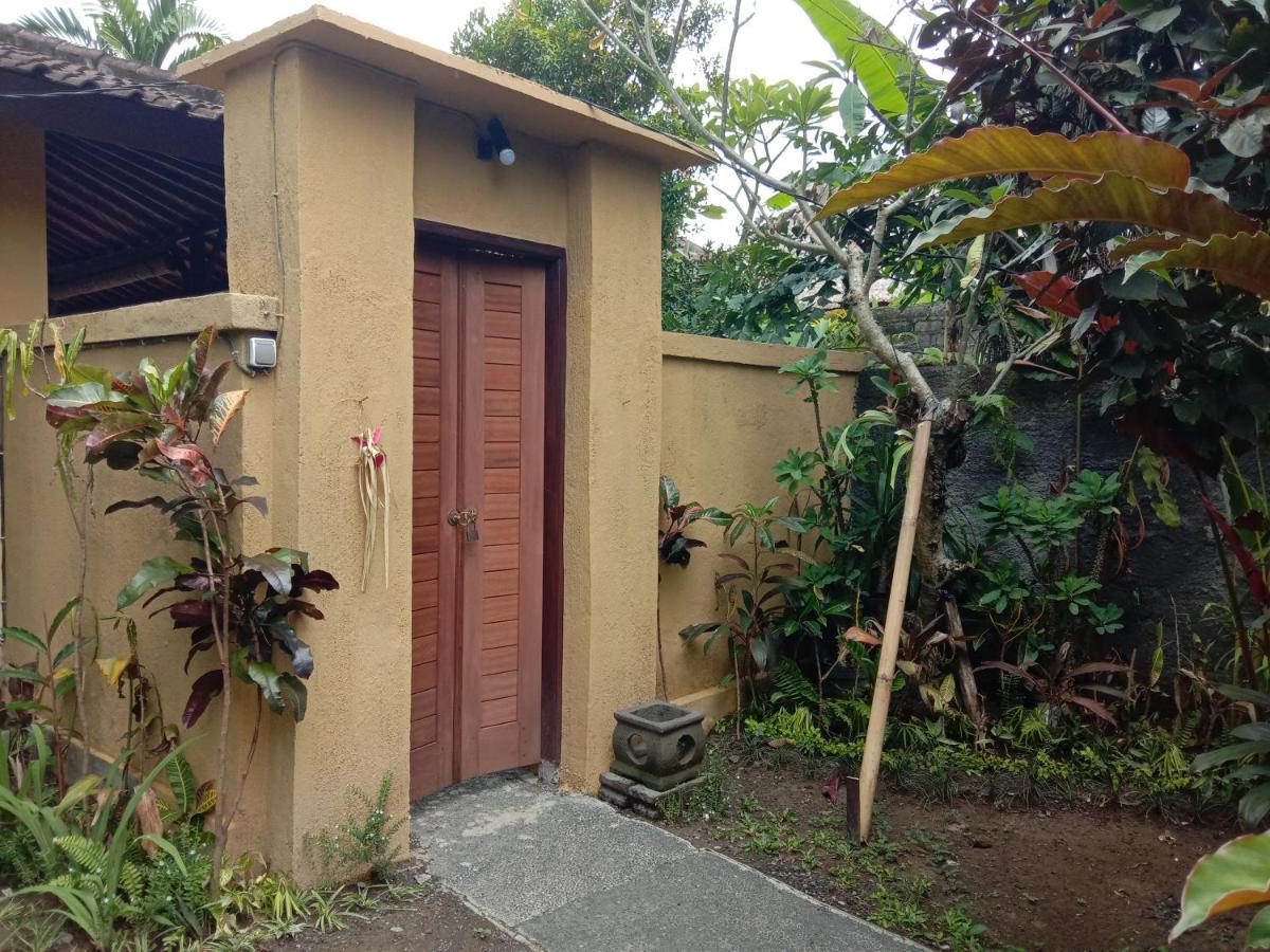 Villa Dedik House Ubud Esterno foto
